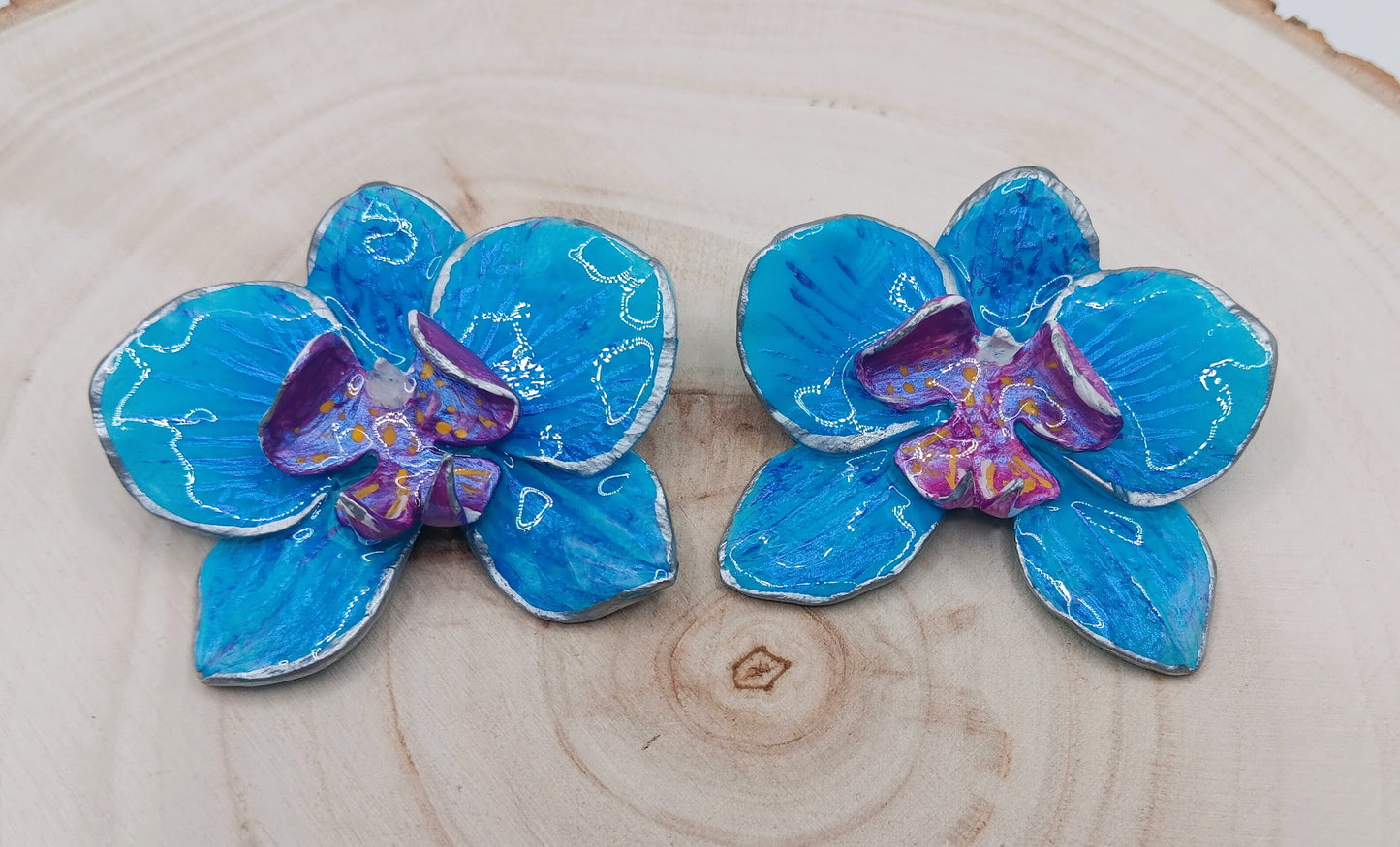 Wild Orchid Stud Blue/Silver