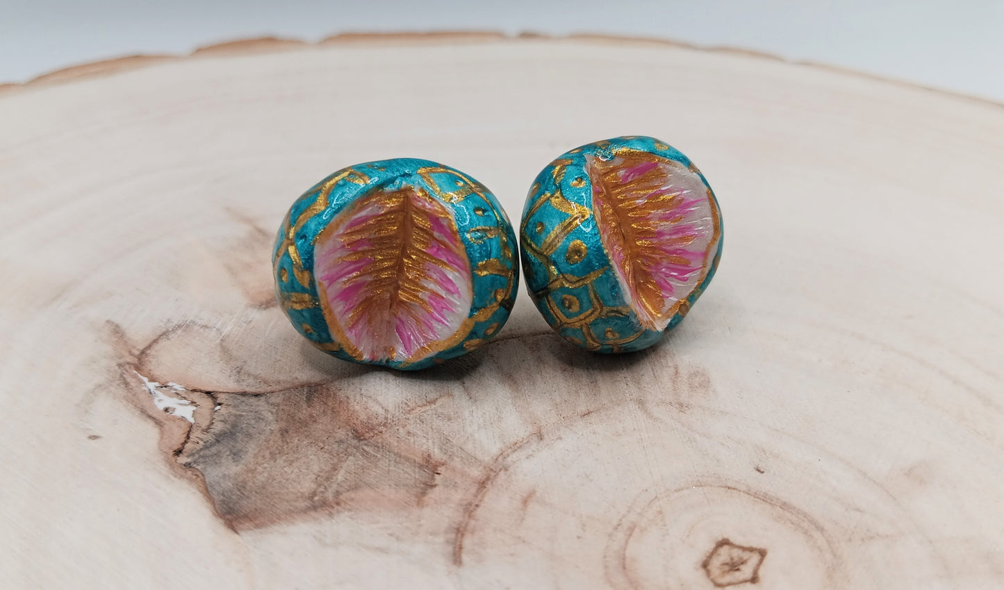 Breadfruit 4-in-1 (White/Gold/Teal)