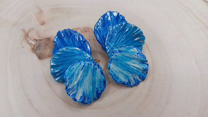 Calypso Petals (Monochromatic)